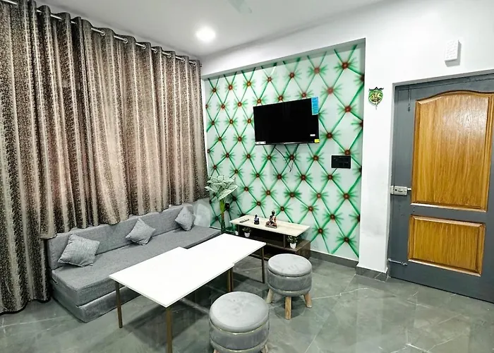Newly Built Flat Near Taj Mahal