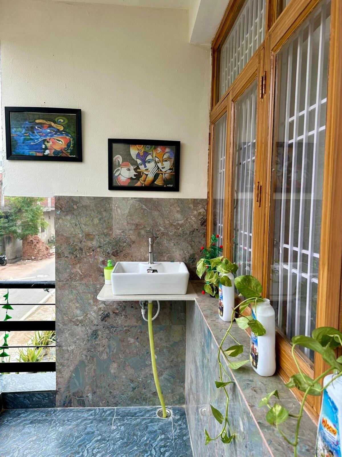 Newly Built Flat Near Taj Mahal Agra (Uttar Pradesh)
